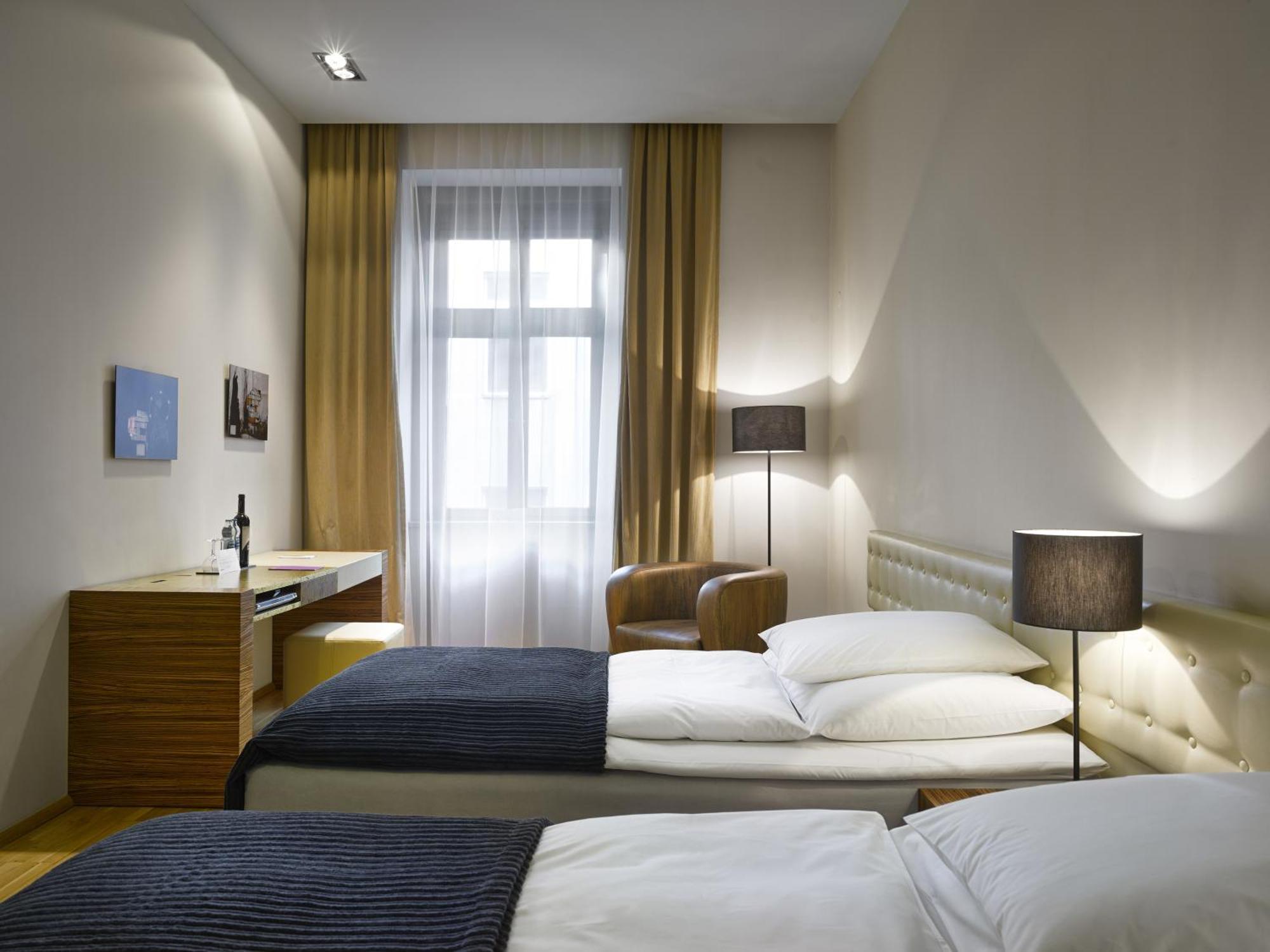 Standard Double or Twin Room,1716983296:JPEG