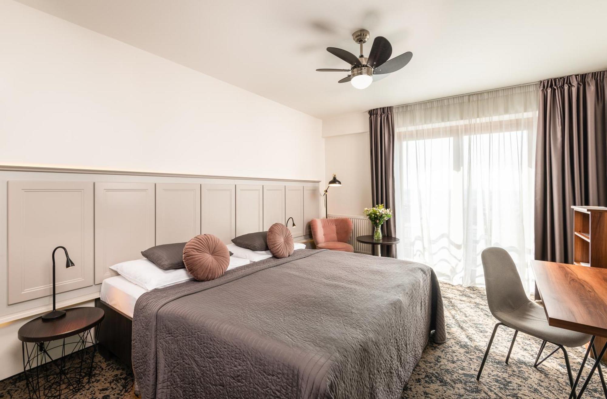Premium Doppel- oder Zweibettzimmer