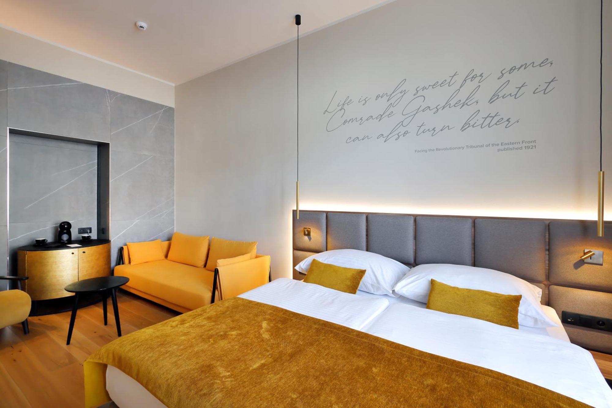 Deluxe Double or Twin Room