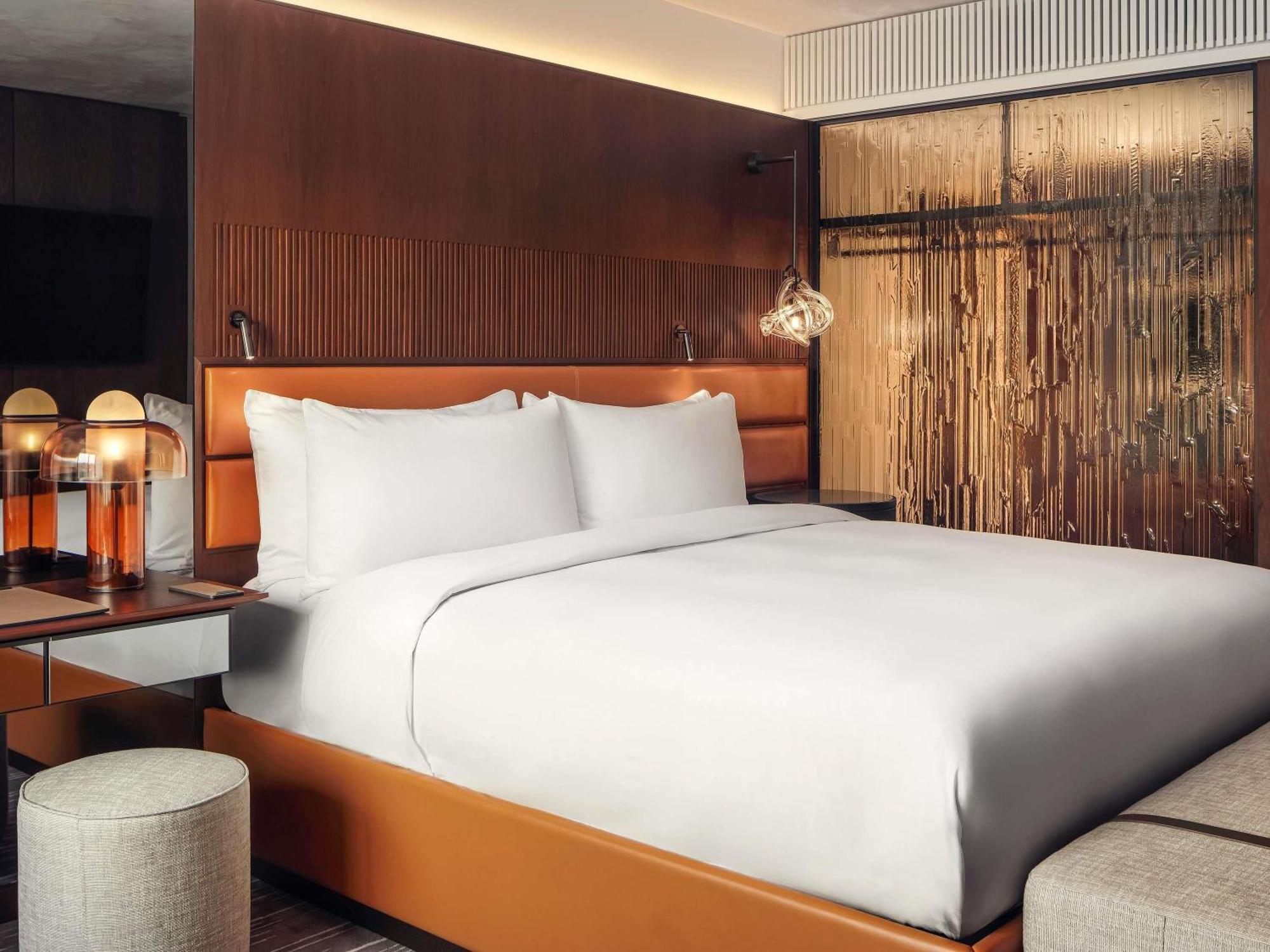 Fairmont King Room River View