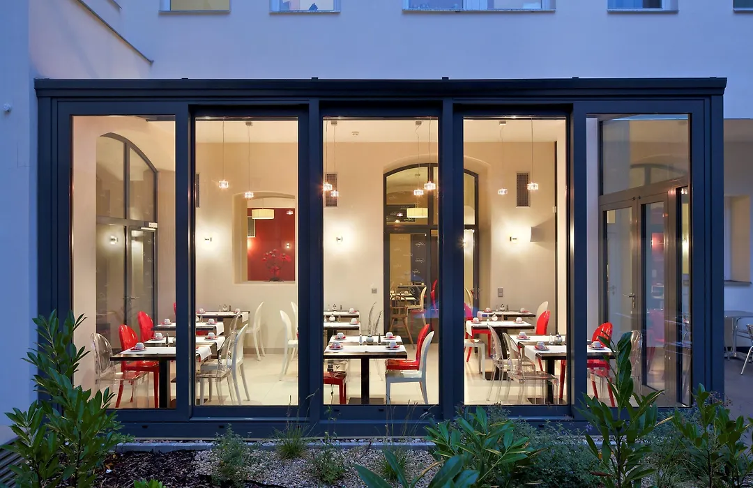 Red&Blue Design Hotel Prague-1