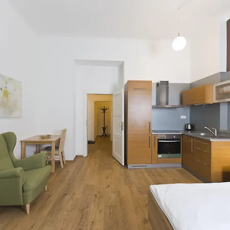 Downtown Suites Kodanska-2